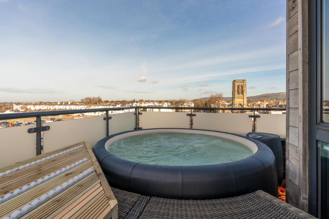 Central Penthouse With Hot Tub & Views 22 Челтенхам Экстерьер фото